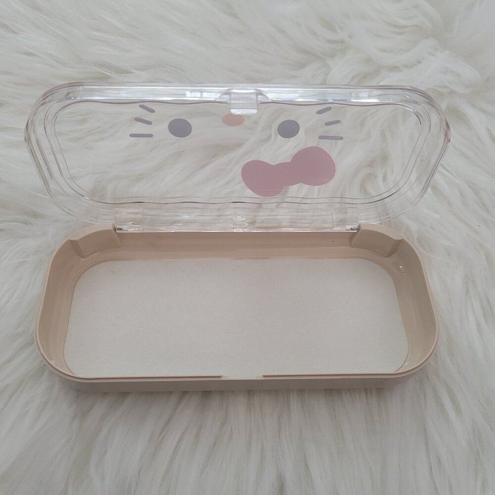 Hello Kitty Hard Shell Glasses Case - Picture 4 of 5